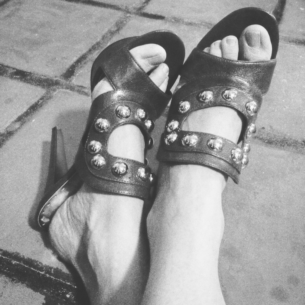BCBGirls Rossina platform heels sandals 9.5